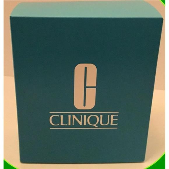 Clìnìque Clinique Classics Deluxe 4-Piece Makeup Kit - Picture 2 of 6